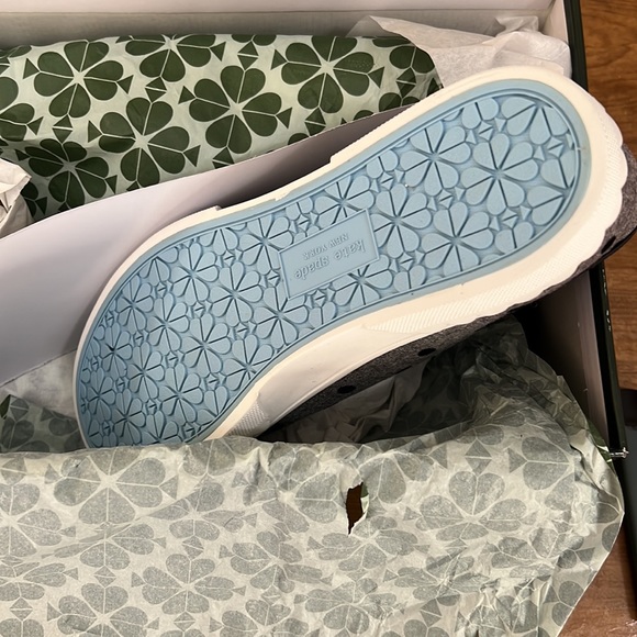 NIB Kate Spade Vale Velvet POLKA DOT Sneakers Grey Black with Extra Shoe Laces - Picture 5 of 8